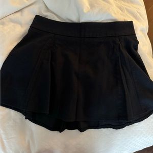 Black Brandy Melville skirt